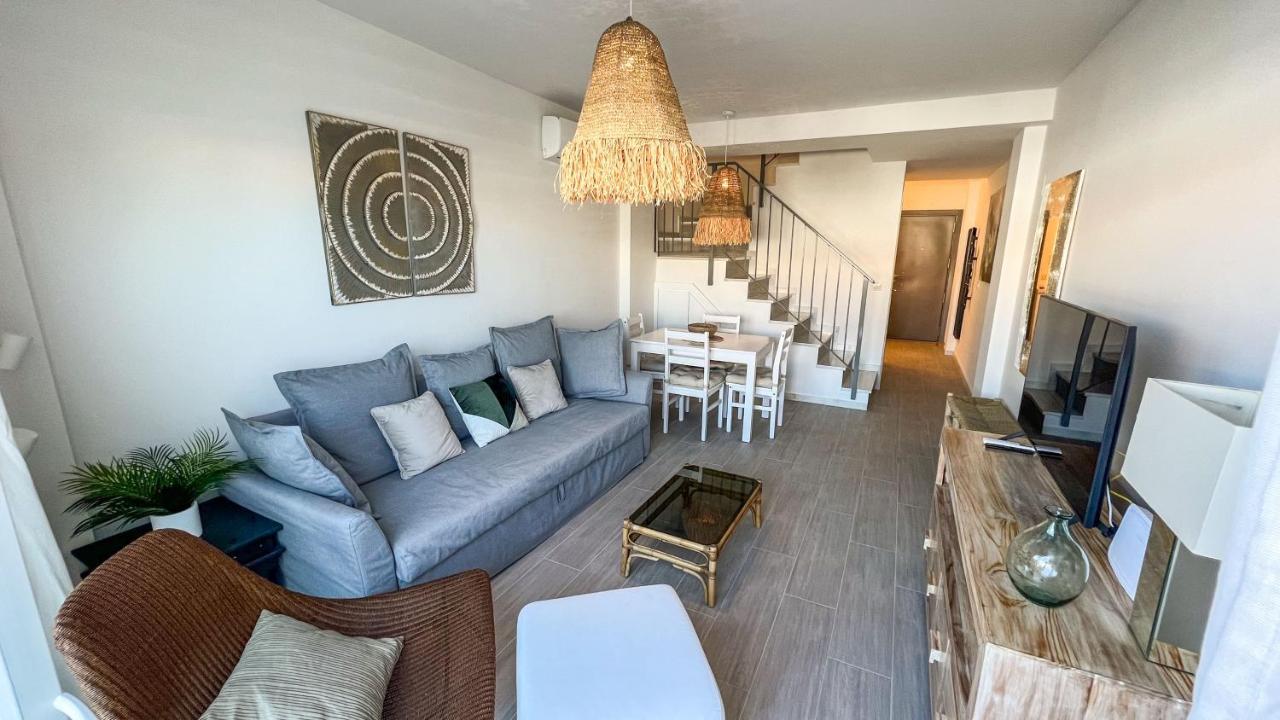 Cozy House - Pool - Parking - Family Апартаменты *